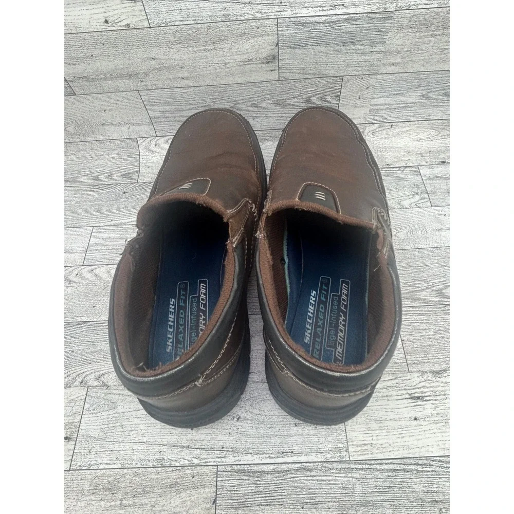 Skechers Relaxed Fit Mens Slip‎ On Shoes Brown Leather Memory Foam Size 9